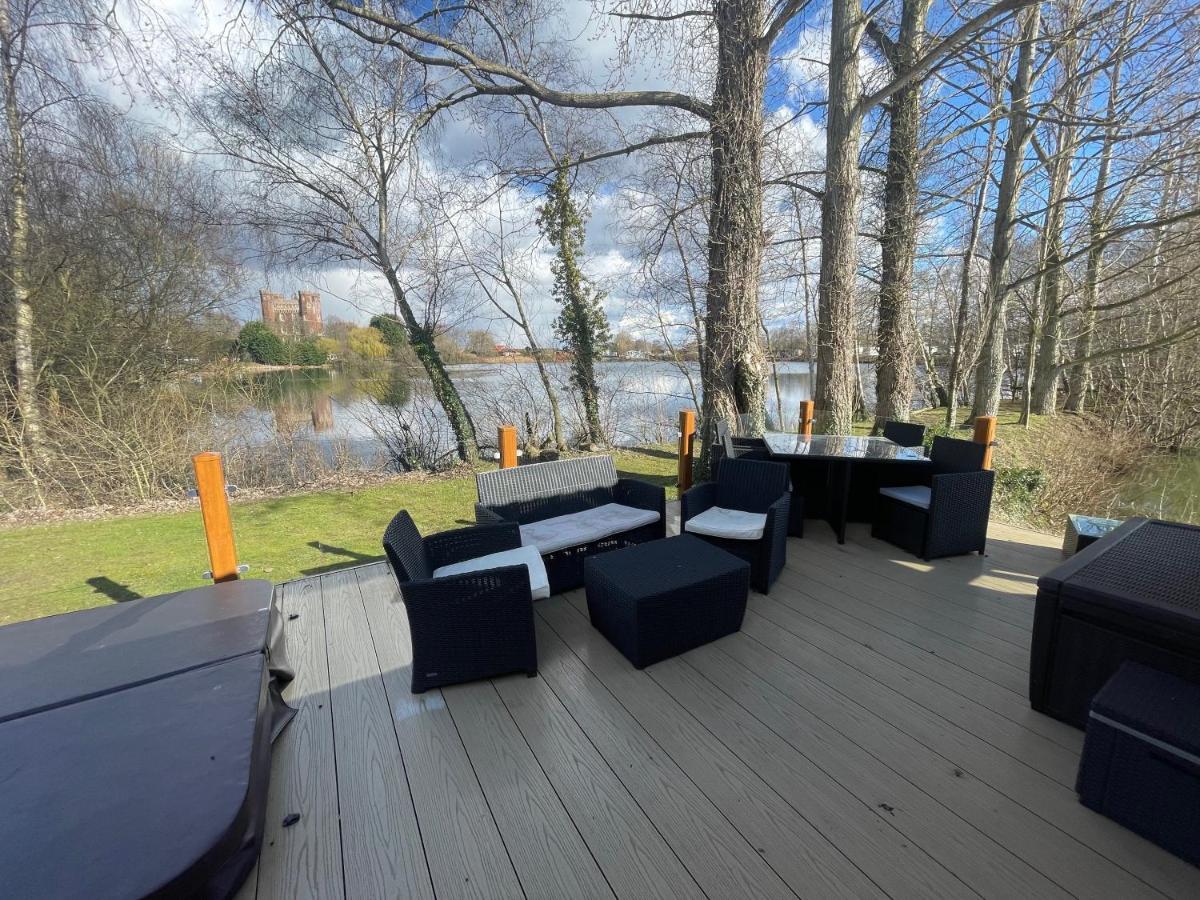 Rudd Lake Luxury Lakeside Lodge With Fishing & Hot Tub@Tattershall Dış mekan fotoğraf